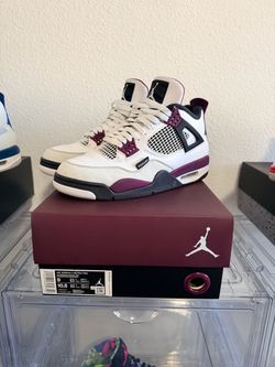 Air Jordan 4 Retro Size 9