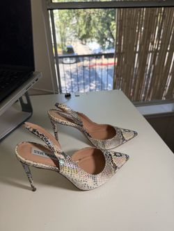 Steve Madden Iridescent Snakeskin Slingback Heels size 8.5