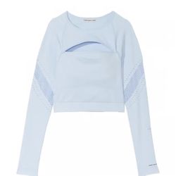 Chlöe x Halle Seamless Mesh Long-Sleeve Crop Top In Blue