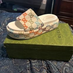 Gucci Sandals 