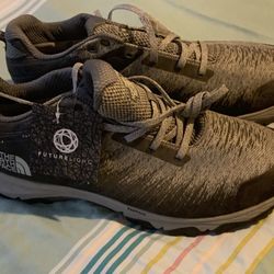 The North Face Size 12.5 Brand New Never Worn 