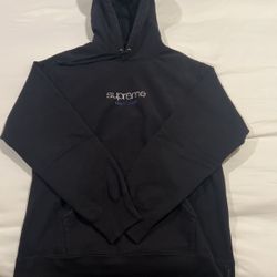 Supreme Hooded Sweatshirt 