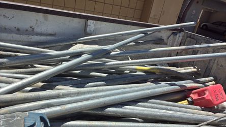 Poles for ChainLink