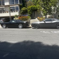 Challenger 2019 V6  & 2015 V8