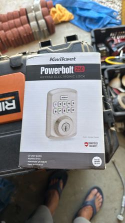 Electronic keypad lock