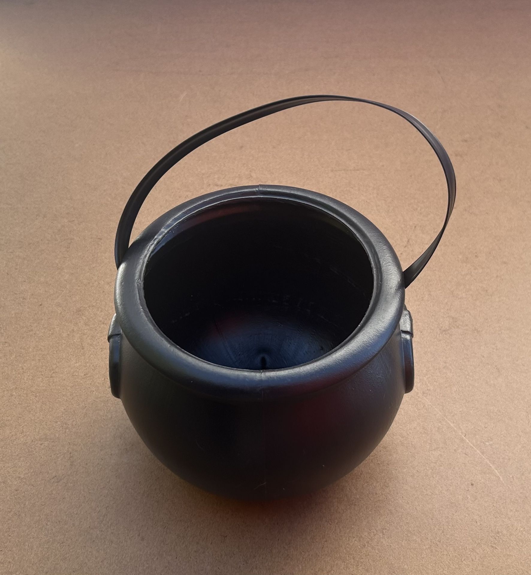 1987 Union Products Inc. HALLOWEEN 🧙”Witches Cauldron” Plastic Trick or Treat Bucket(pre-owned)
