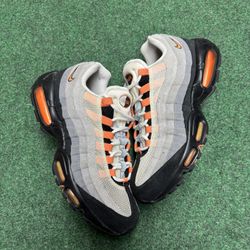 NIKE AIR MAX 95 SOLAR RED 2011 SIZE 9