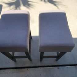 2 Stools