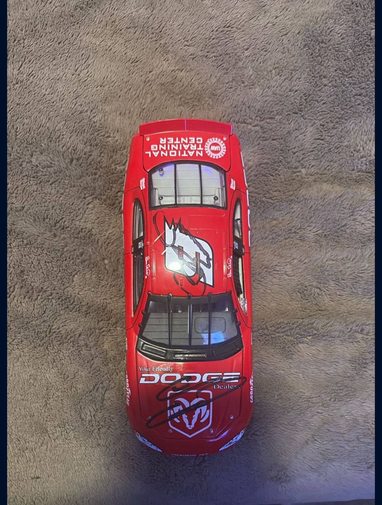 Autograph Bill Elliott and Chase Elliott diecast