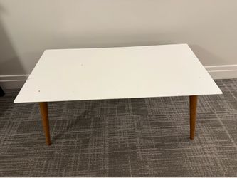 Manhattan Comfort Utopia Engineered Wood Coffee Table in White Gloss