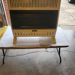 CHARMGLOW 30,000 BTU VENT FREE NATURAL GAS HEATER CAN HEAT A LARGER AREA IN GOOD CONDITION