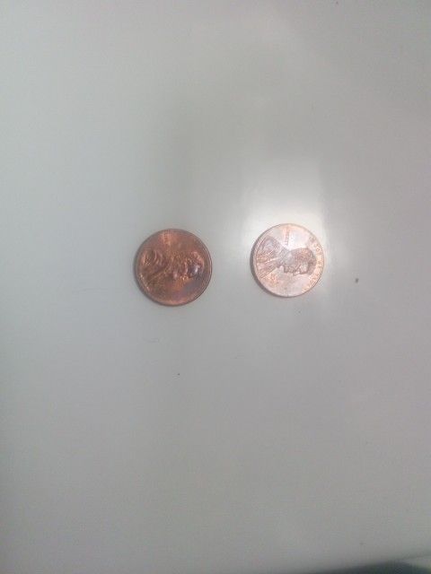 2009 Mint Mark D Error Penny And 2009 No Mint Mark Error Penny