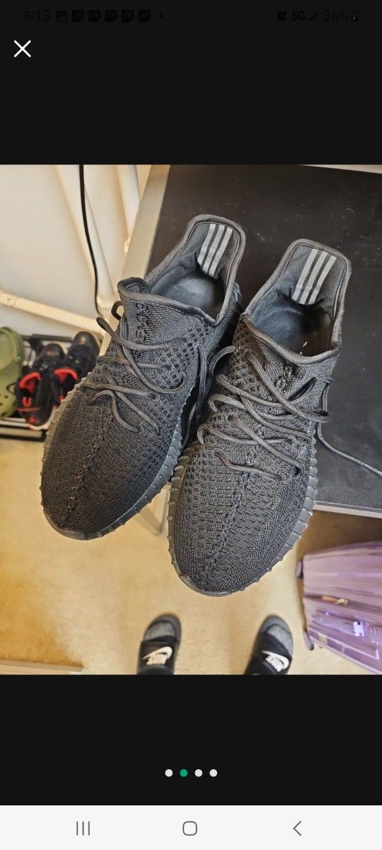 🚩Mens size 10. adidas Yeezy Boost 350 & Nike DUNK BRAND NEW SIZE 10 🚩🚩