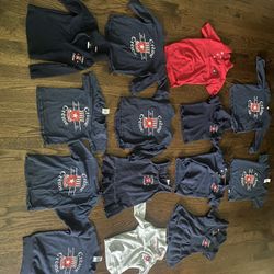 Creme De La Creme Daycare School Uniform lot 14 pieces 2T-4T Boy / Girl unisex 