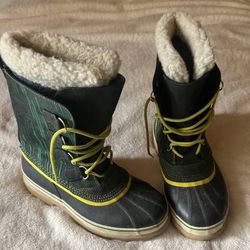 Men's sz 9 Sorel Caribou Waterproof Boots 
