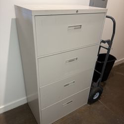 Metal File Cabinets 