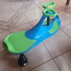 Kids Wiggle Car Ride On