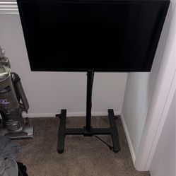 50 Inch Smart Tv Comes With Original Remote and Portable Stand 