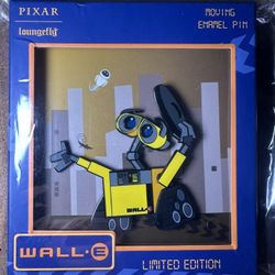 WALL-E LOUNGEFLY LIMITED EDITION PIN 500 PIECE