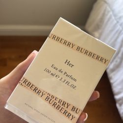 Burberry Her Parfum 