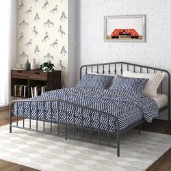 Metal Bed, King, Gunmetal Gray