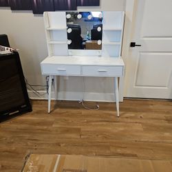 Vanity 