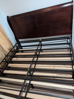 Queen size bed