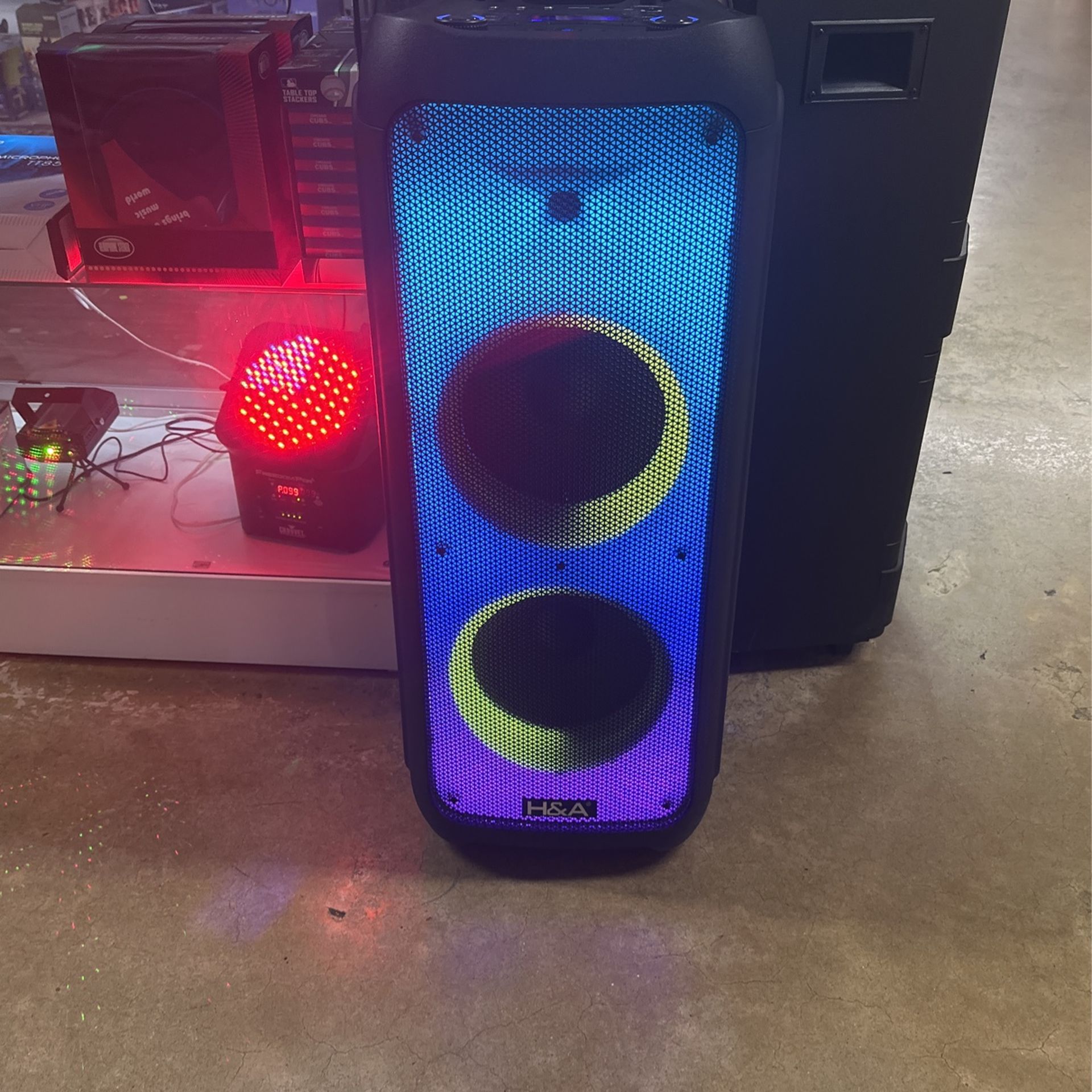 Powerful Rechargeable Speaker