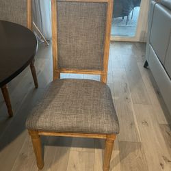 Set of Six Dinning Chairs