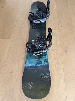 Burton Flight Attendant 159W with Burton Genesis EST Bindings (Large)
