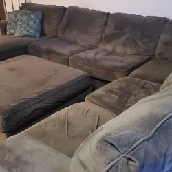 Brown Wrap Around Sectional Couch “WE DELIVER”