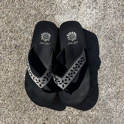 2000s vintage platform rhinestone sandals