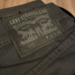 Levi 541