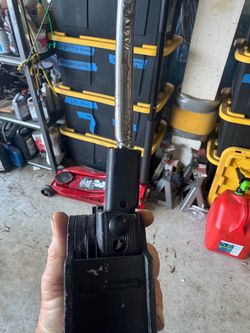 Hurst assembly line 4 speed shifter