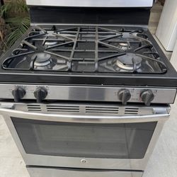 GE Stainless Steel Stove 