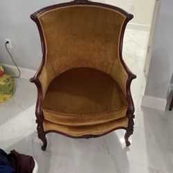 Wood Frame Living Room Chair
