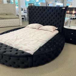 Luxury Round Bed with Tufted Velvet Headboard – Queen And King Size