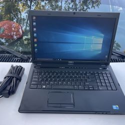 Dell Laptop Works Fine Complete With Everything 