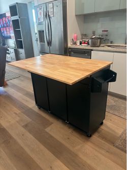 Kitchen island