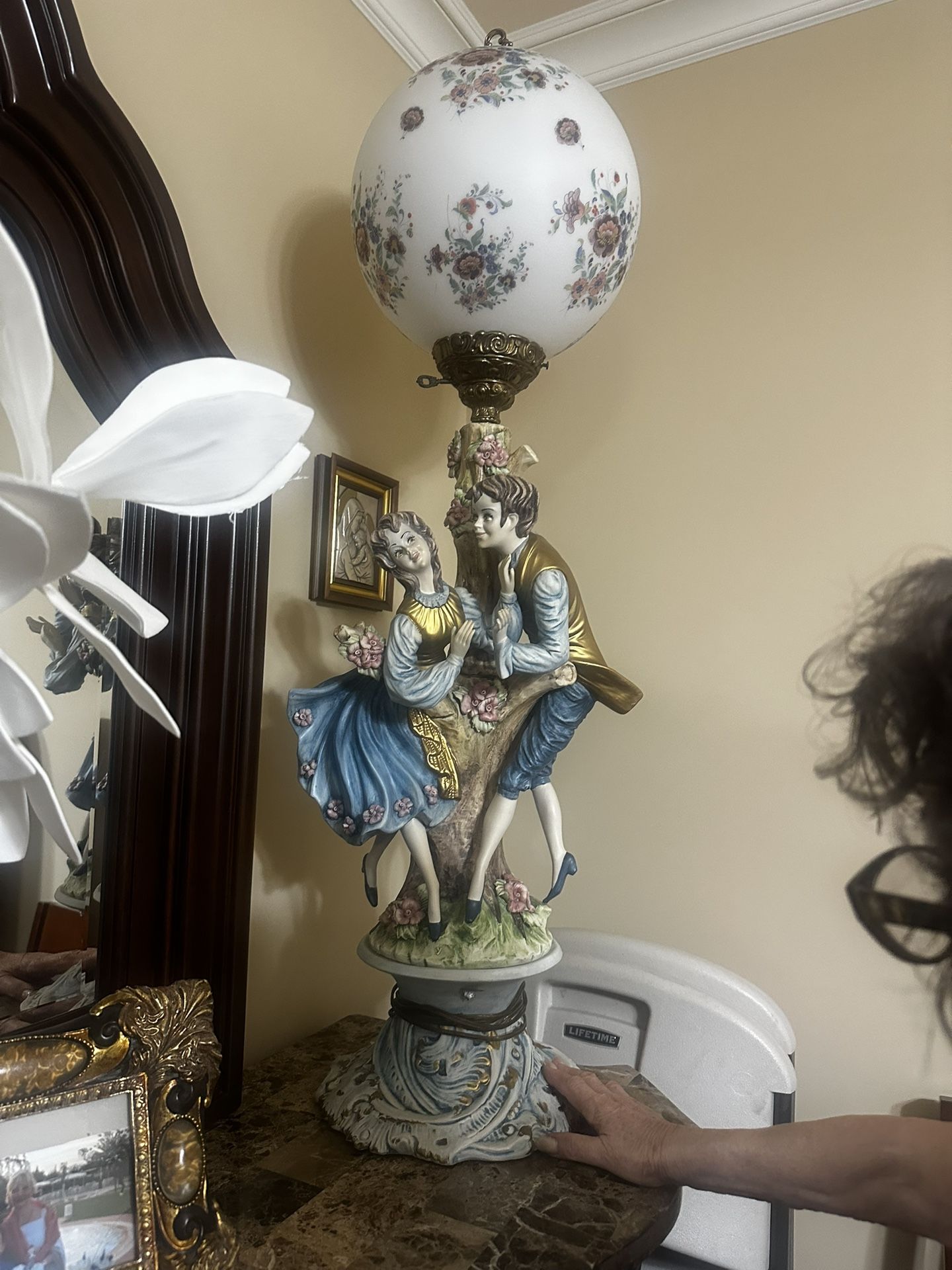Italian Antique Lamp 