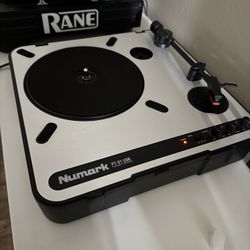 Numark PT01 USB Turntable