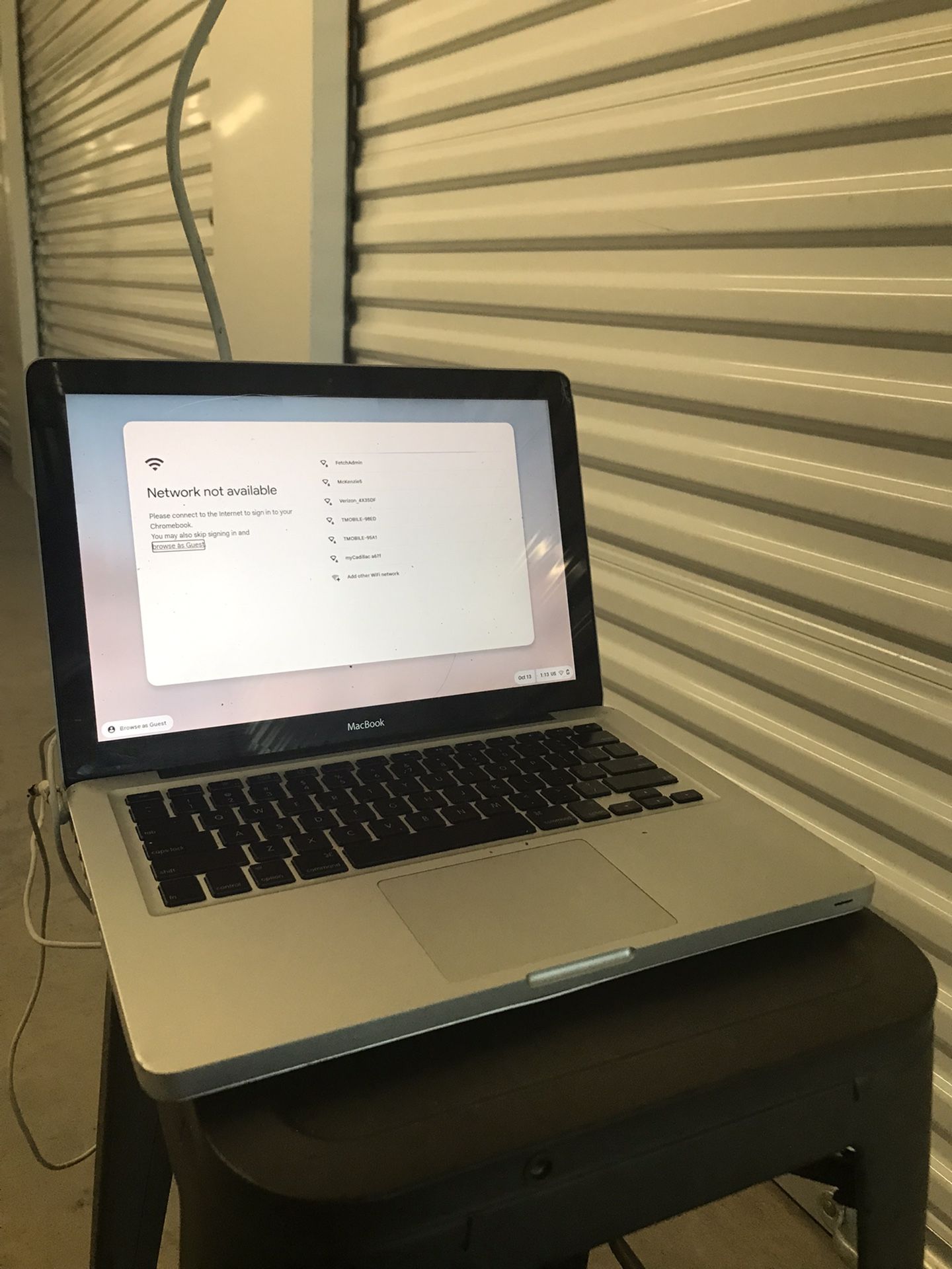 2009 Macbook w/ chrome install 4GB