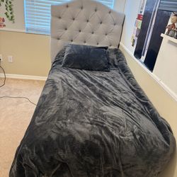 Pottery Barn Twin Bed With Mattress 