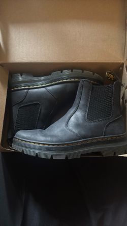 Dr. martens size 6 M
