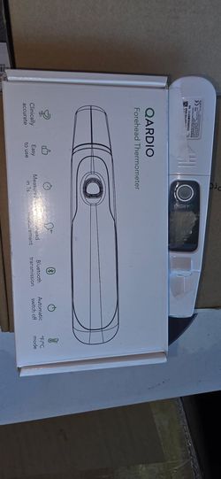 Qardio forehead thermometer