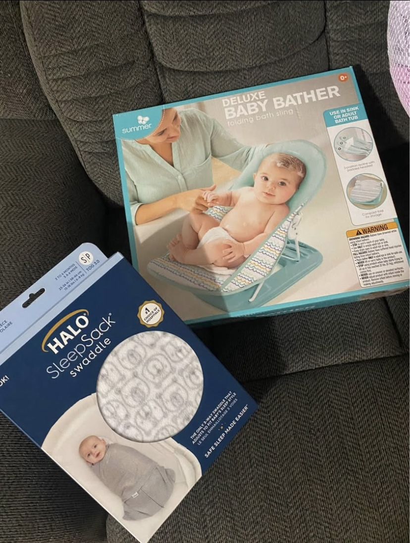 Baby Swaddled And Bath Set