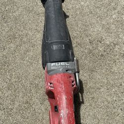Milwaukee M18  Fuel Saw Saw 