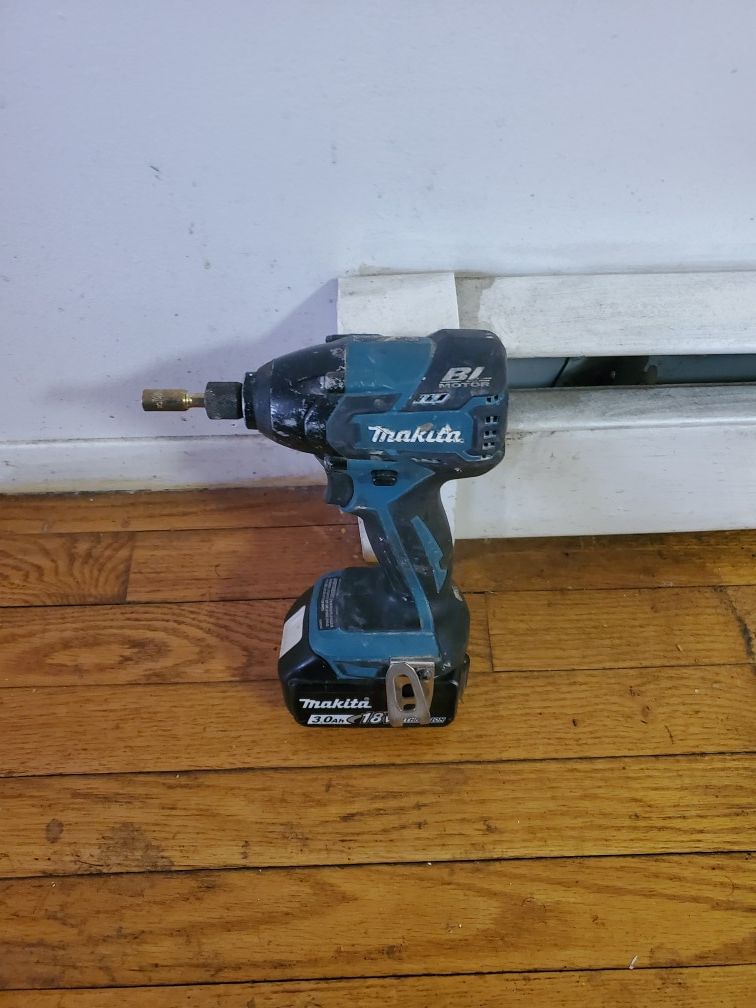 Makita drill