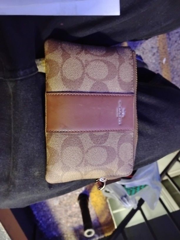 Coach mini Purse$50