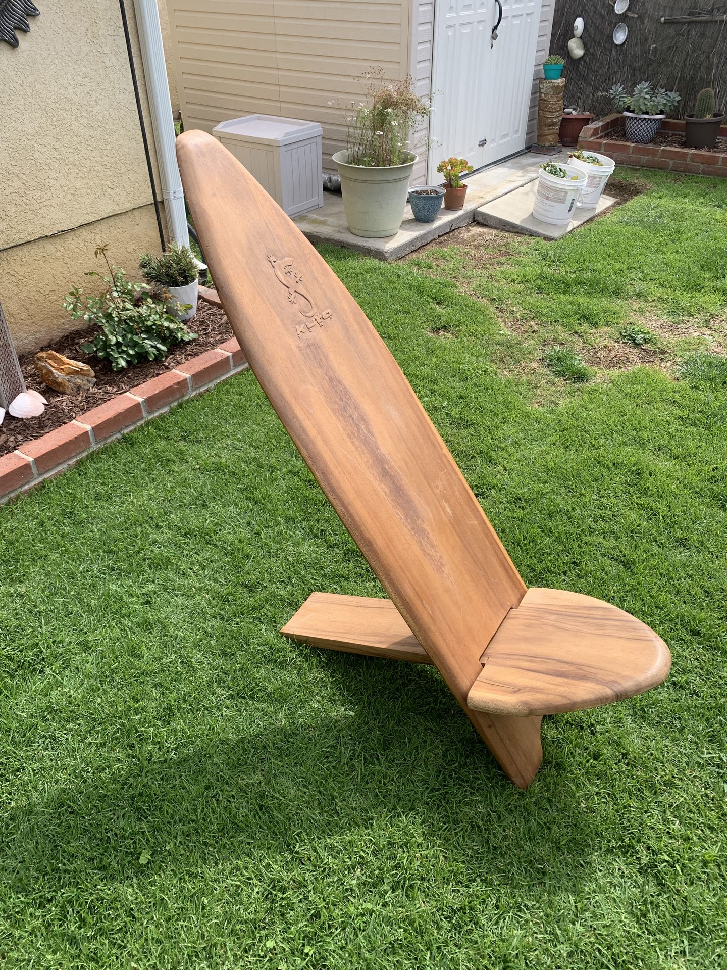 Surfboard Chair